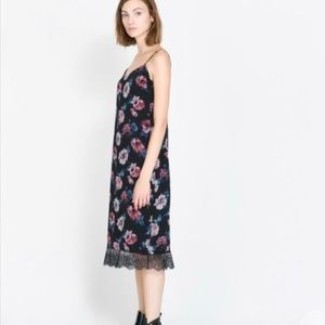 DONATING SOON Zara Floral Slip Dress w/Lace Trim